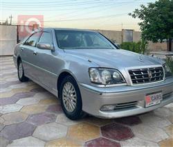 تۆیۆتا کراون